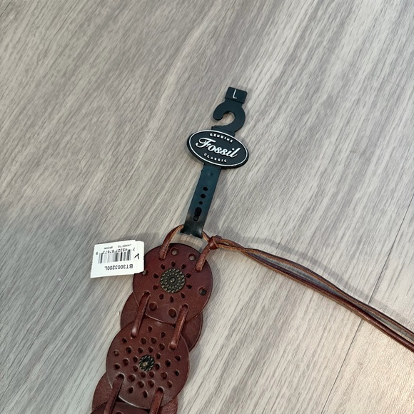 NWT, Fossil, Vintage, Genuine Leather Concho Belt, Y2K, Grunge | Large - Picture 6 of 6